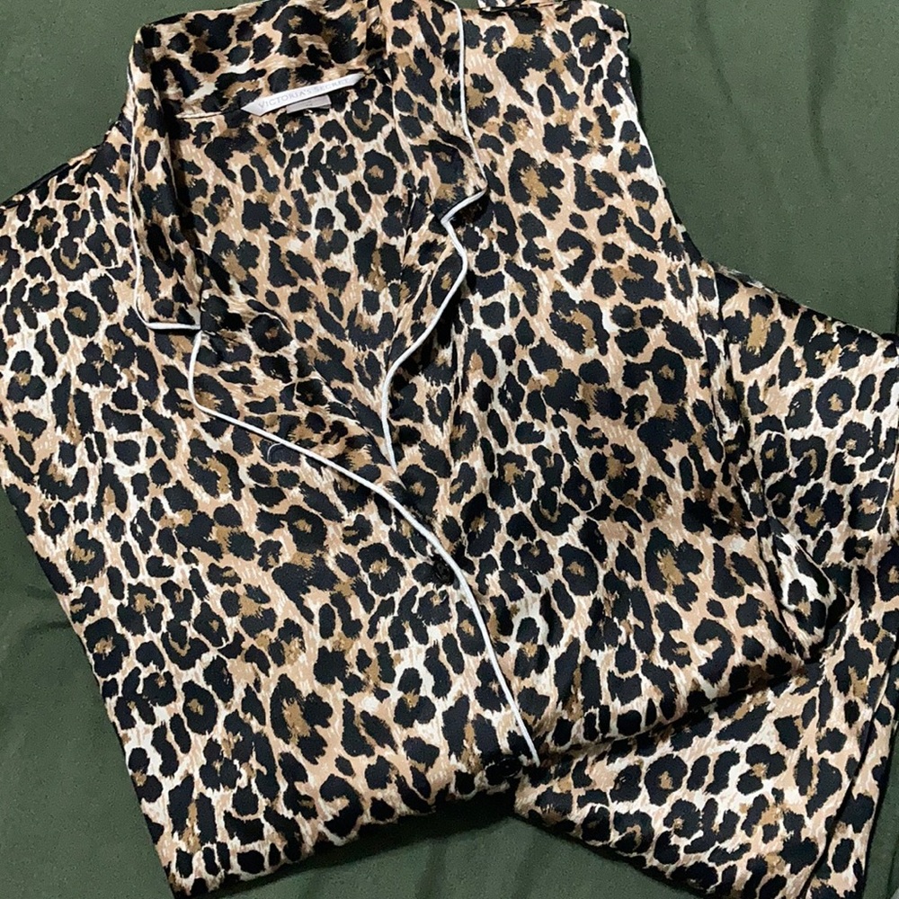 Leopard print pj set